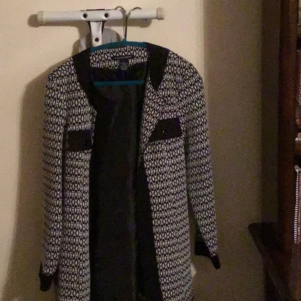 A. Giannetti size L black and white blazer